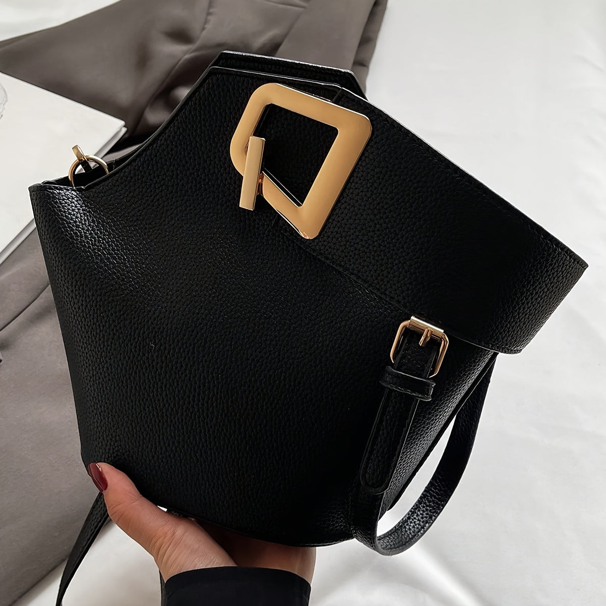 Marie Exquisite Lock Closure Bag